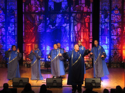 Foto des Albums: The Best of Black Gospel