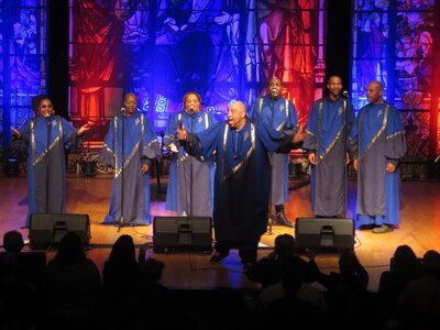 Foto des Albums: The Best of Black Gospel