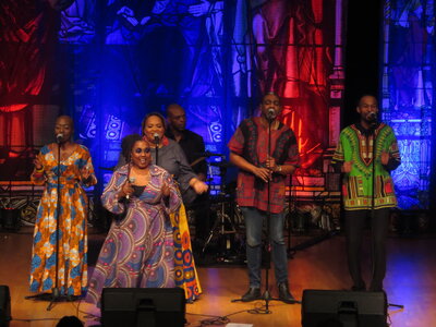 Foto des Albums: The Best of Black Gospel