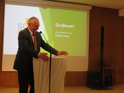 Gru&szlig;wort stellv  Landrat Hubert Kraus  (Bild vergr&ouml;&szlig;ern)