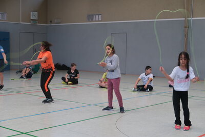 Foto des Albums: Skipping hearts an der St.- Jürgen- Schule