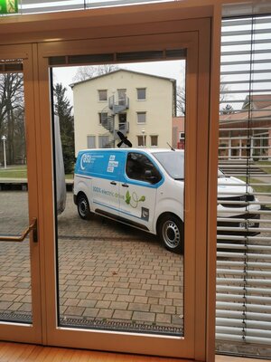 Vorschaubild: Elektrofahrzeug aus der Flotte von BSU