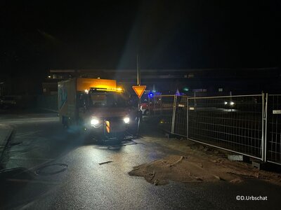Foto des Albums: Auslaufen von Betriebsstoffen Fahrbahn