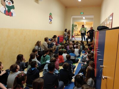 Foto des Albums: Schülerversammlung vor den Winterferien