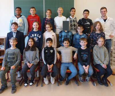 Klasse 4d mit Klassenlehrer Jonas Haupert 