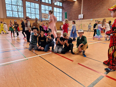 Foto des Albums: 2023_02_Faschingsparty