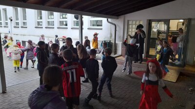 Foto des Albums: Fasching 2023 und Verabschiedung Frau Jordy