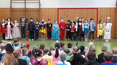 Foto des Albums: Fasching 2023 und Verabschiedung Frau Jordy