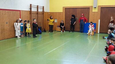 Foto des Albums: Fasching 2023 und Verabschiedung Frau Jordy