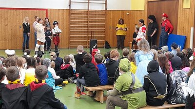 Foto des Albums: Fasching 2023 und Verabschiedung Frau Jordy