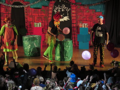 Foto des Albums: Musiktheater NOBEL-POPEL: Fasching für Grundschulkinder