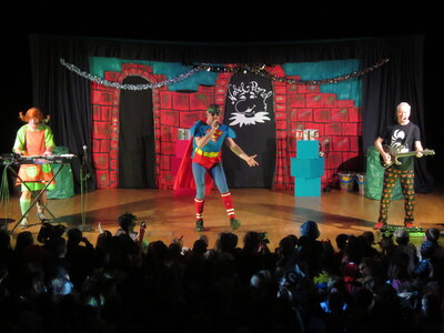 Foto des Albums: Musiktheater NOBEL-POPEL: Fasching für Grundschulkinder