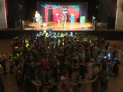 Foto des Albums: Musiktheater NOBEL-POPEL: Fasching für Grundschulkinder