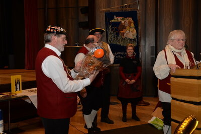 Foto des Albums: 60 Jahre Buchauer Moorochsenfasnet mit Gabeltreffen