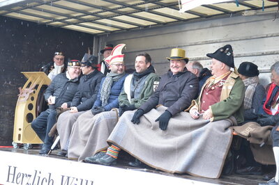 Foto des Albums: 60 Jahre Buchauer Moorochsenfasnet mit Gabeltreffen