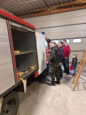 Bau der Wagendeko  (Bild vergr&ouml;&szlig;ern)