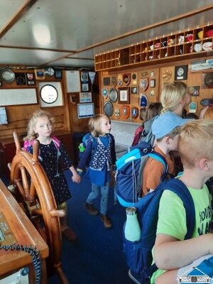 Schifffahrtsmuseum und Lissi_8  (Bild vergr&ouml;&szlig;ern)