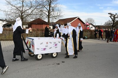 Foto des Albums: Rosenmontag 2023 - Fotos Werner Schachtner