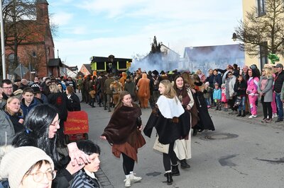 Foto des Albums: Rosenmontag 2023 - Fotos Werner Schachtner