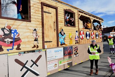 Foto des Albums: Rosenmontag 2023 - Fotos Werner Schachtner
