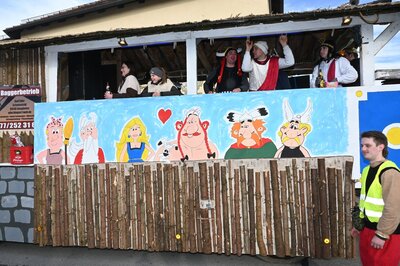 Foto des Albums: Rosenmontag 2023 - Fotos Werner Schachtner