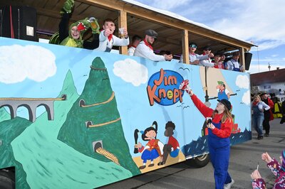 Foto des Albums: Rosenmontag 2023 - Fotos Werner Schachtner