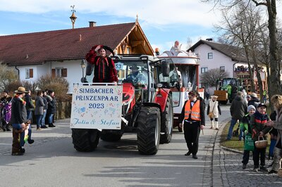 Foto des Albums: Rosenmontag 2023 - Fotos Werner Schachtner