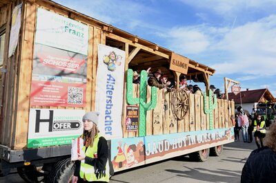 Foto des Albums: Rosenmontag 2023 - Fotos Werner Schachtner