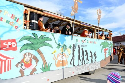 Foto des Albums: Rosenmontag 2023 - Fotos Werner Schachtner