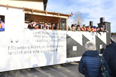 Foto des Albums: Rosenmontag 2023 - Fotos Werner Schachtner