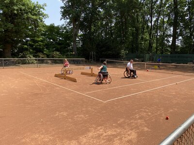 Rollstuhltennis  (Bild vergr&ouml;&szlig;ern)