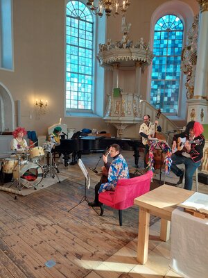 Foto des Albums: Karnevalistischer Gottesdienst in Ottensen