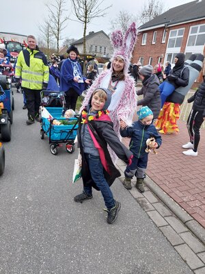 Foto des Albums: Rosenmontagsumzug in Marne