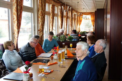 Erholen, kl&ouml;nen -2  (Bild vergr&ouml;&szlig;ern)