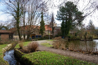 M&uuml;hlendammweg - Blick zum Kloster  (Bild vergr&ouml;&szlig;ern)