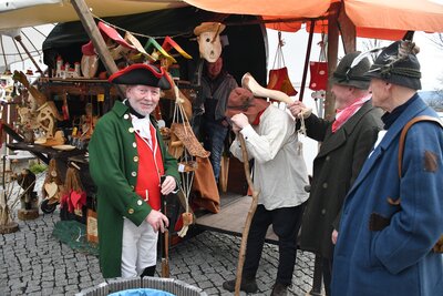 Foto des Albums: Karaseks 70. Naturmarkt