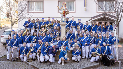 Gruppenbild Fasnet 2023 (1)  (Bild vergr&ouml;&szlig;ern)