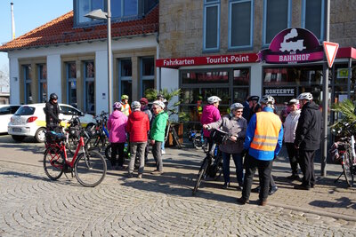 Start am ASB-Bhf  (Bild vergr&ouml;&szlig;ern)