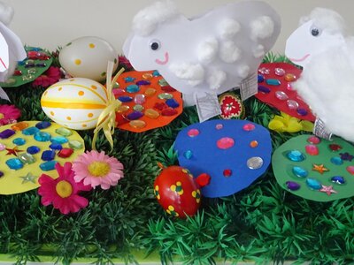 Flei&szlig;ig gebastelt haben die Kinder in den Wochen vor denn Ostertagen.  (Bild vergr&ouml;&szlig;ern)
