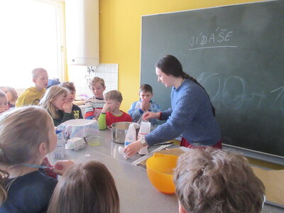 Foto des Albums: Traditionelles tschechisches Ostergebäck: Backen mit Kristyna (22. 03. 2023)