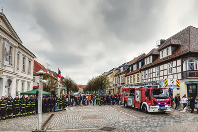 Foto des Albums: Die neue Drehleiter ist da