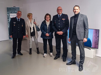 Foto des Albums: Die neue Drehleiter ist da