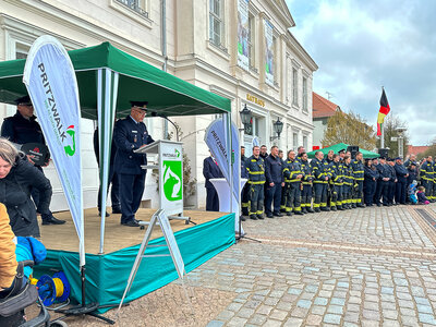 Foto des Albums: Die neue Drehleiter ist da