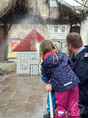 Foto des Albums: Die neue Drehleiter ist da