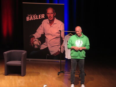 Foto des Albums: BASLER ballert
