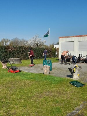 Foto des Albums: Arbeitseinsatz
