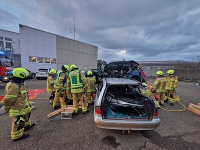 Foto des Albums: Übung Technische Hilfeleistung Verkehrsunfall