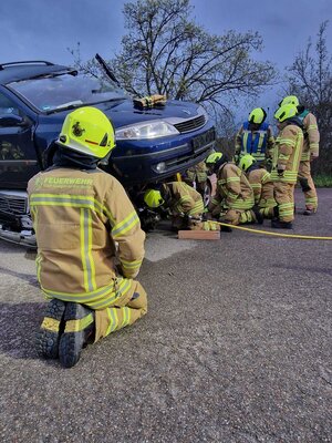 Foto des Albums: Übung Technische Hilfeleistung Verkehrsunfall