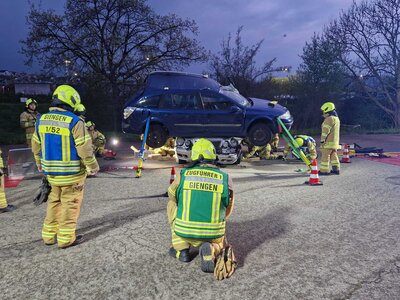 Foto des Albums: Übung Technische Hilfeleistung Verkehrsunfall