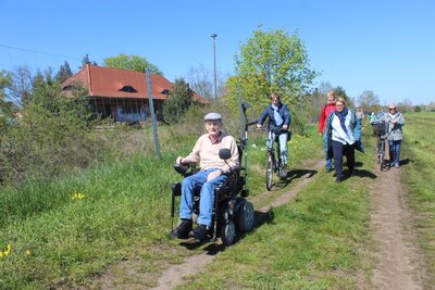Foto des Albums: Wanderung zur Schachbrettblumenwiese